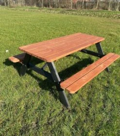 Goedkopepicknicktafels.nl | Zwart Bruine XL Picknicktafel Bruno | Tuintafel 6 Persoons | Bruin Zwart Gespoten Gedroogd Grenen Hout! 14 Goedkopepicknicktafels.nl | Zwart Bruine XL Picknicktafel Bruno | Tuintafel 6 Persoons | Bruin Zwart Gespoten Gedroogd Grenen Hout! -Optimaal Tuinmeubel Winkel 1061x1200