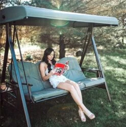 SORARA® Luxe Schommelbank Met Zonnescherm - Bruin - Zware Kwaliteit. -Optimaal Tuinmeubel Winkel 1192x1200