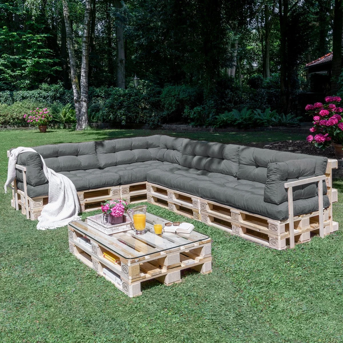 Beautissu Style – Palletkussen Set – 1x Zitkussen 120x80 Cm & 1x Rugkussen 120x40 Cm – Graphiet Grijs 4 Beautissu Style – Palletkussen Set – 1x Zitkussen 120x80 Cm & 1x Rugkussen 120x40 Cm – Graphiet Grijs - Afbeelding 4