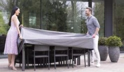 Weersbestendige Beschermhoes Tuinset | 245 X 150 X 95 Cm | Premium | Waterproof | TÜV Rheinland Gecertificeerd | Hoes Voor Tuin | Waterdicht | Solution Dyed (verkleuring Onmogelijk) | Grijs / Antraciet -Optimaal Tuinmeubel Winkel 1200x696 2