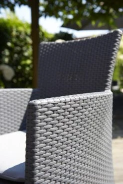 Allibert Iowa Tuinstoel - 60x62x89cm – Grafiet 19 Allibert Iowa Tuinstoel - 60x62x89cm – Grafiet -Optimaal Tuinmeubel Winkel 798x1200 1